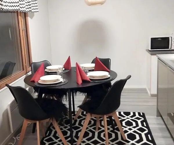 דירה Kuukkeli Arctic House *